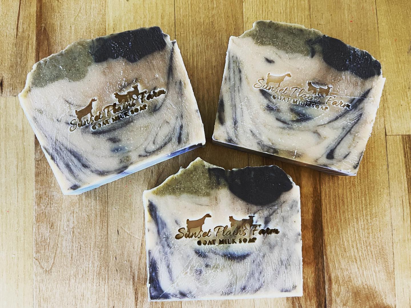 Tobacco & Bay Leaf Goat Milk Soap