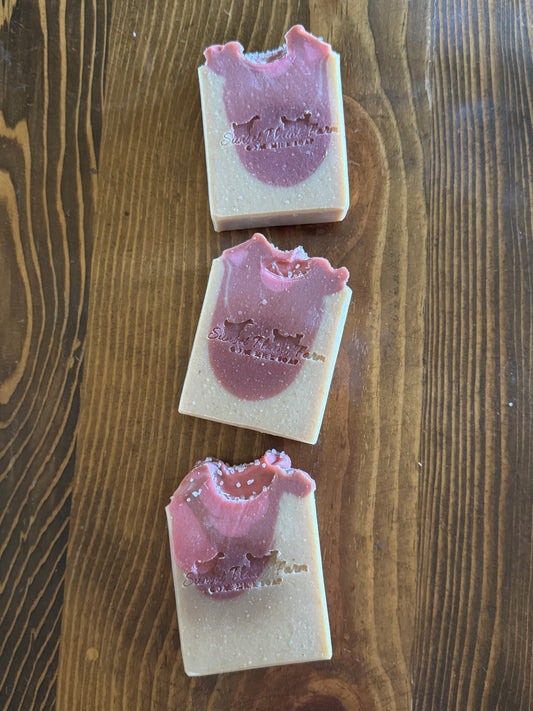 Cashmere with Pink Himalayan Salt